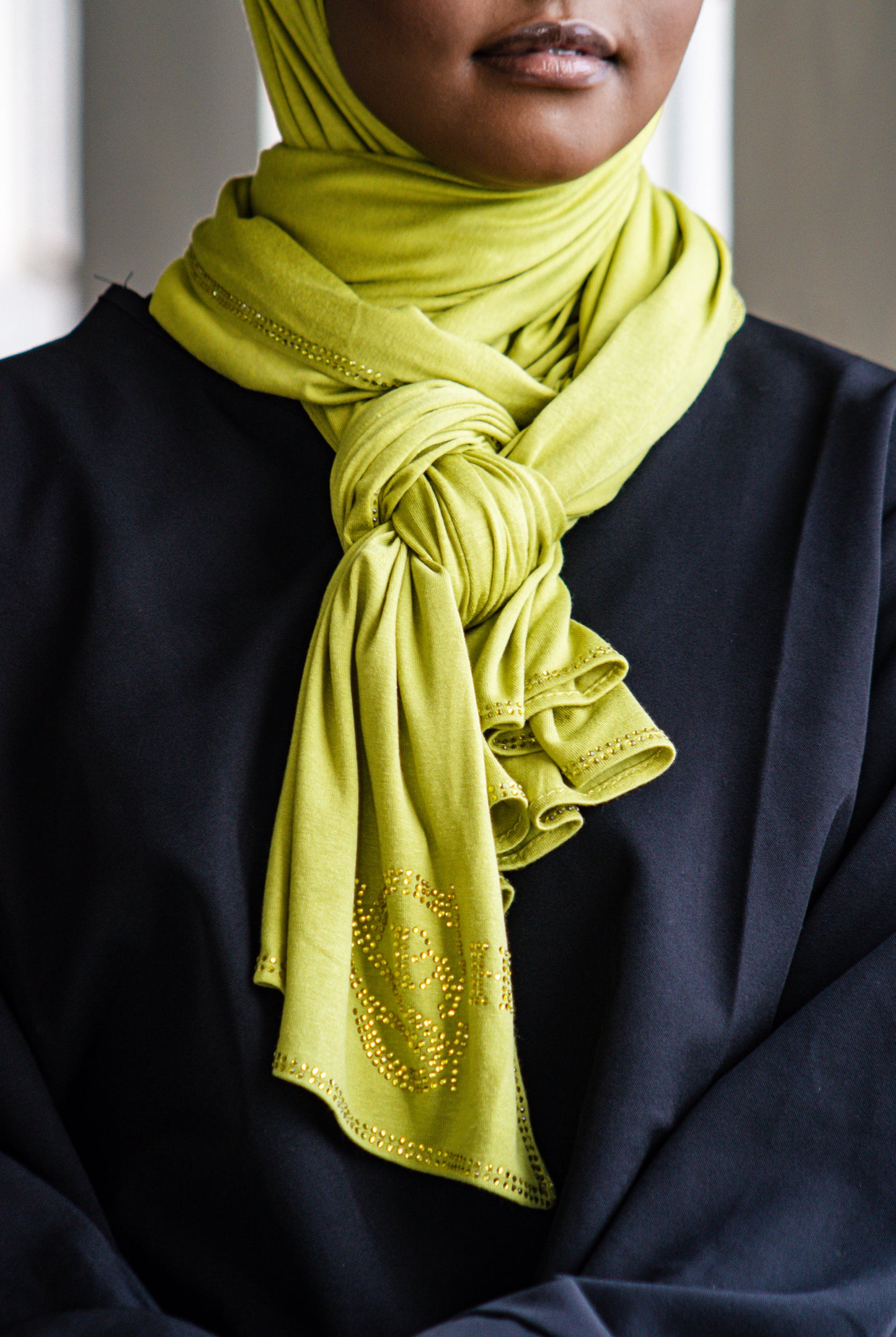 Bamboe mosterdgeel met steentjes